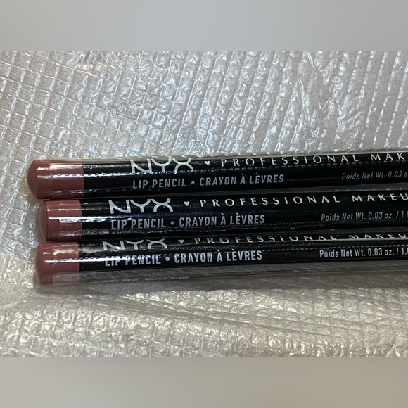 3 ~ NYX Professional Lip Pencils~ Crayon A Levres ~SPL858 NUDE PINK ~ New,Sealed - Picture 1 of 3
